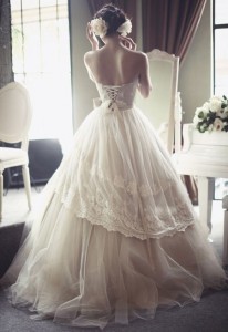 svatební-šaty